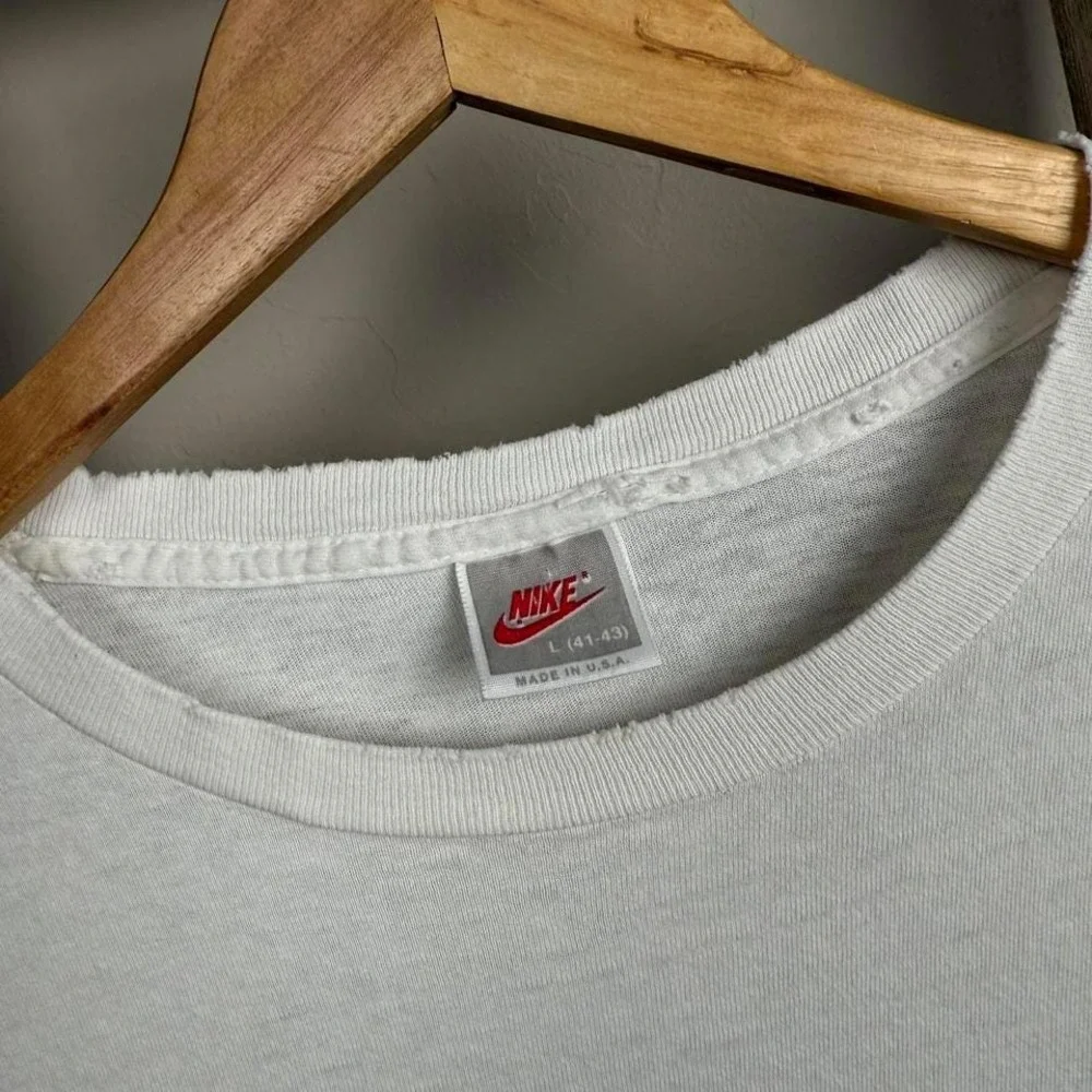 Vintage 90s USA Nike Trashed White Single Stitch T‎ Shirt size Large